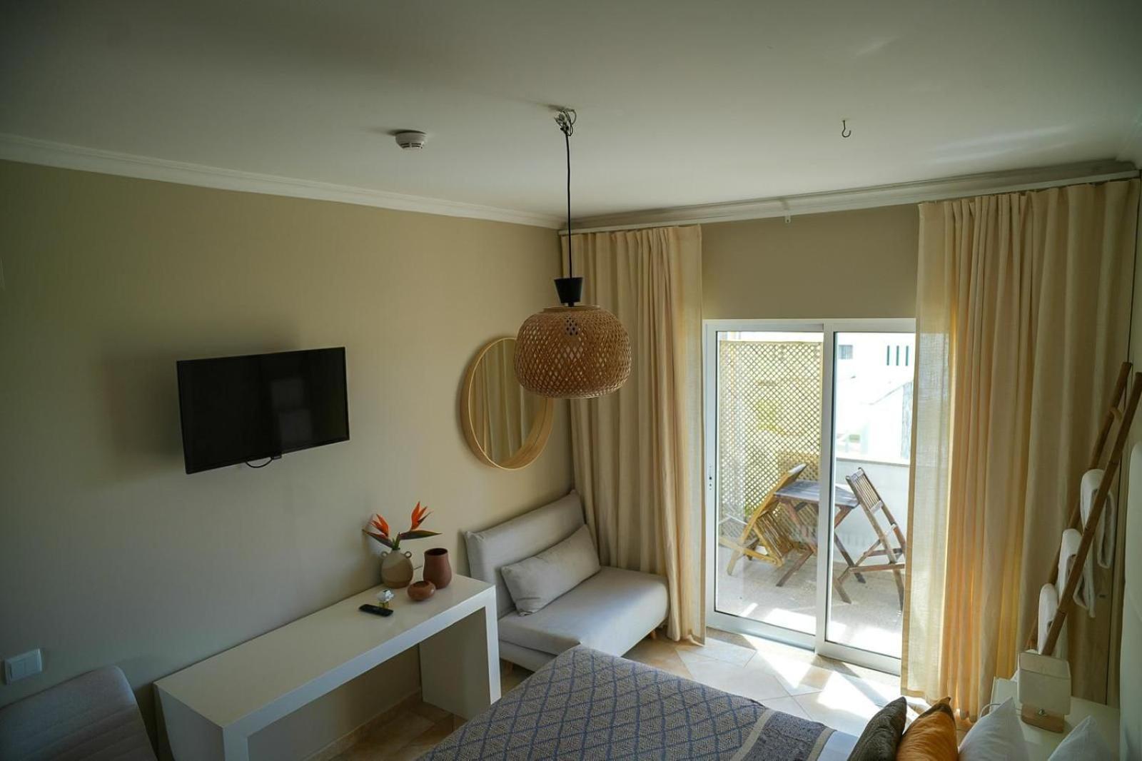 Arrifana Destination Suites Aljezur Eksteriør billede